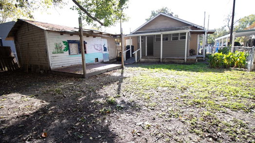 Baytown 1-story, 2-bed 518 E Adoue Street-idx
