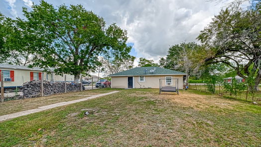 Baytown 1-story, 3-bed 2630 Waco Street-idx