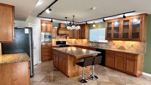 Baytown 2-story, 3-bed 7918 Breda Drive-idx