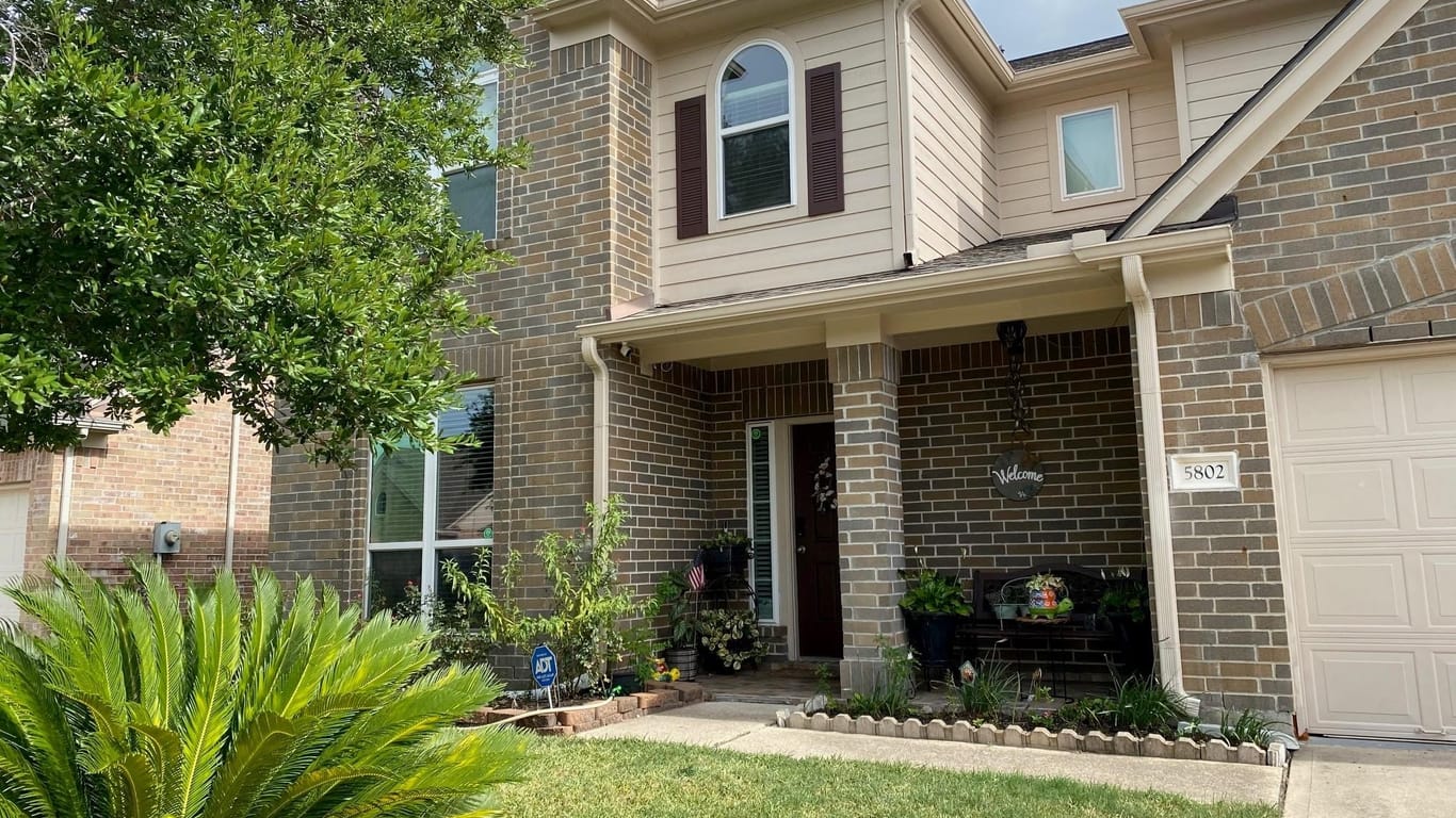 Baytown 2-story, 4-bed 5802 Annatto Drive-idx