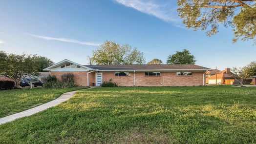 Baytown null-story, 3-bed 4800 Country Club View-idx