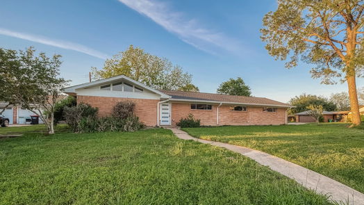 Baytown null-story, 3-bed 4800 Country Club View-idx