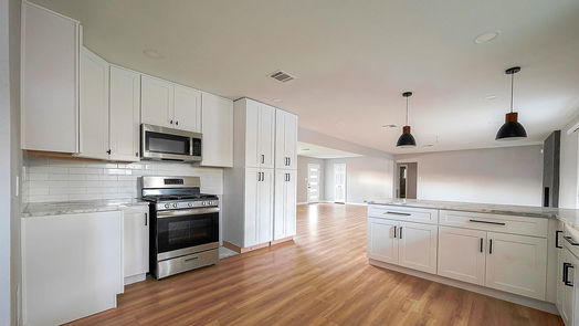 Baytown null-story, 3-bed 4800 Country Club View-idx