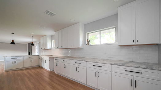 Baytown null-story, 3-bed 4800 Country Club View-idx
