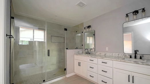 Baytown null-story, 3-bed 4800 Country Club View-idx