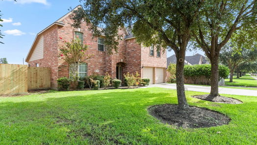 Baytown 2-story, 4-bed 10022 Crystal Boulevard-idx