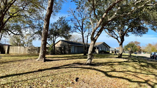 Baytown 1-story, 3-bed 706 Scenic Drive-idx