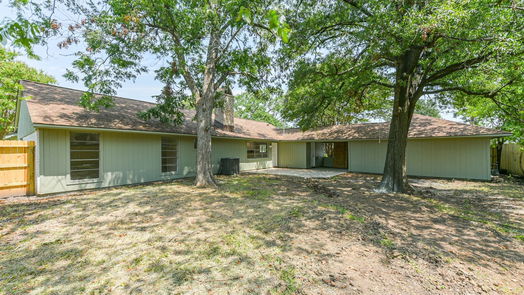 Baytown 1-story, 4-bed 5101 Inverness Drive-idx