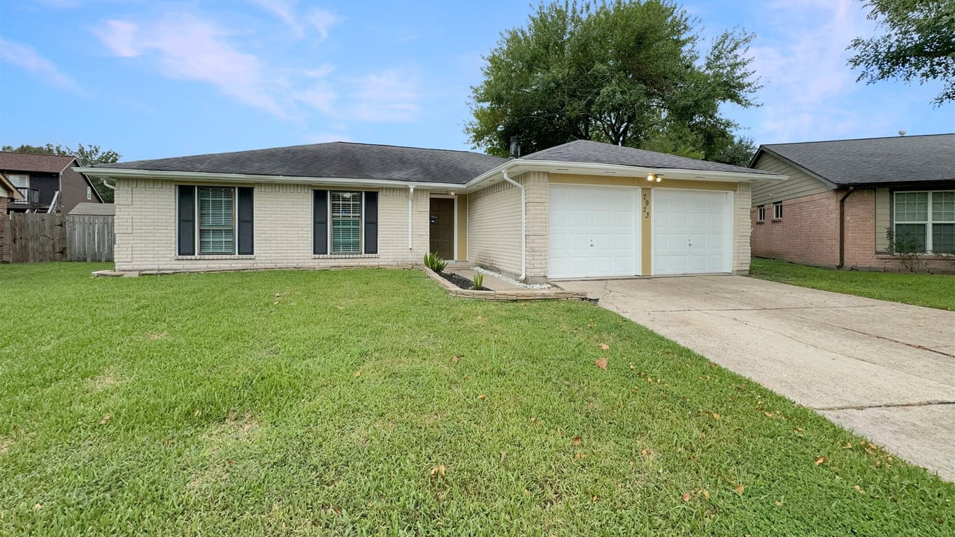 Baytown 1-story, 4-bed 7923 Hiawatha Street-idx