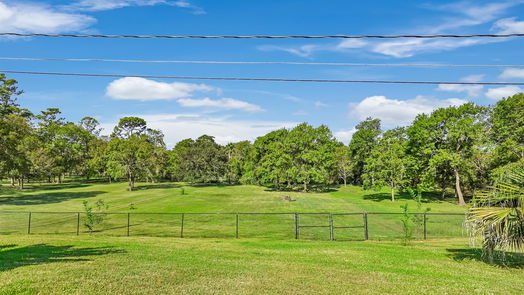 Baytown 1-story, 3-bed 7319 Bayou Vista Drive-idx