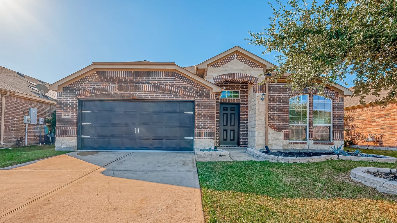 Baytown 1-story, 4-bed 1939 Manor Drive-idx