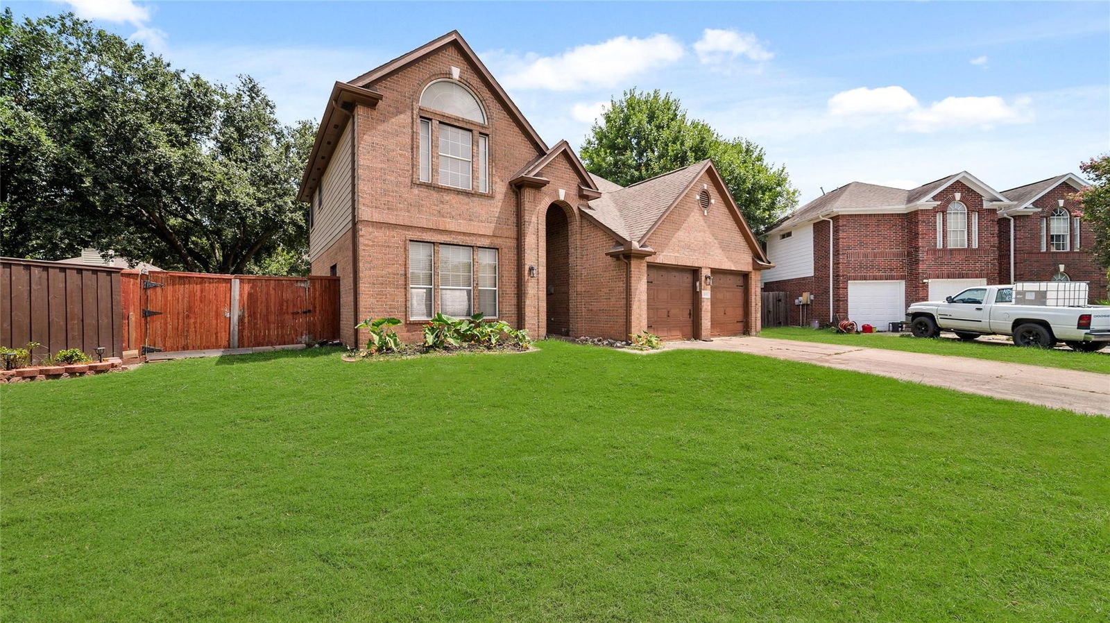 Baytown 2-story, 3-bed 7935 Sundance Court-idx