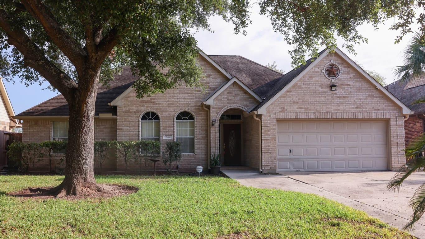 Baytown null-story, 4-bed 7810 Broken Arrow Street-idx