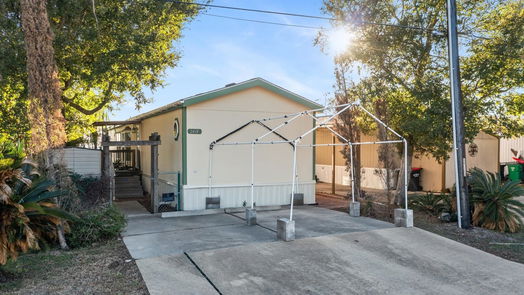 Baytown 1-story, 2-bed 2418 Bay Oaks Harbor Drive-idx