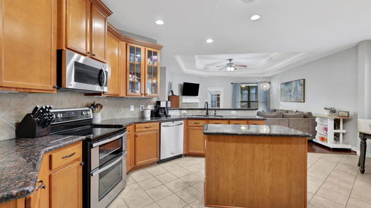 Baytown 1-story, 3-bed 15207 Victoria-idx