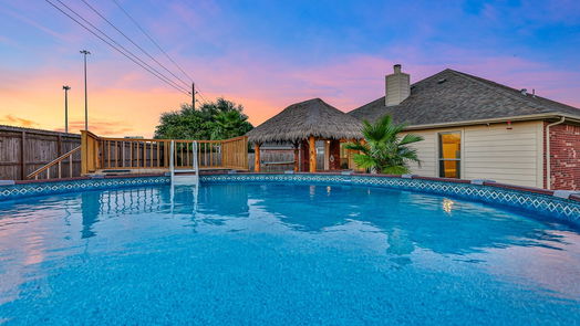 Baytown 1-story, 3-bed 15207 Victoria-idx
