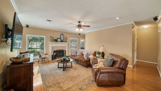 Baytown 1-story, 3-bed 302 River Oaks Drive-idx