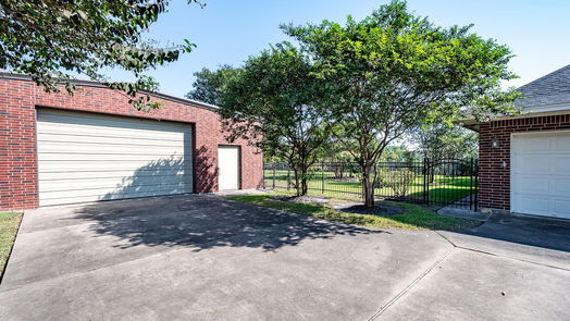 Baytown 1-story, 3-bed 5019 Majestic Drive-idx