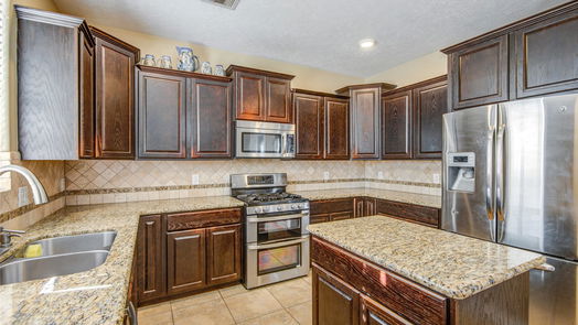 Mont Belvieu 2-story, 5-bed 14022 Martinique Lane-idx