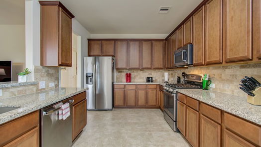 Mont Belvieu 2-story, 4-bed 4011 Longwood Drive-idx