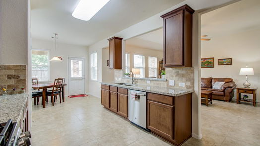 Mont Belvieu 2-story, 4-bed 4011 Longwood Drive-idx