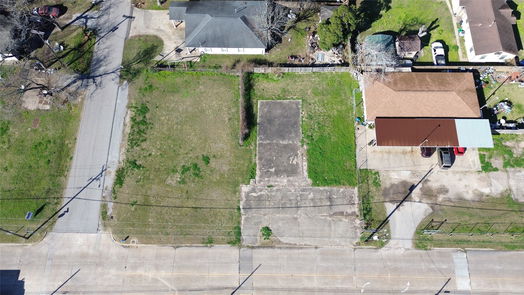 Clute null-story, null-bed 340 S Main Street-idx