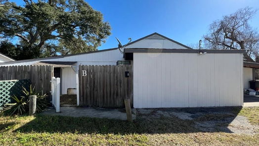 Clute 1-story, 3-bed 1272 Pecan Street-idx