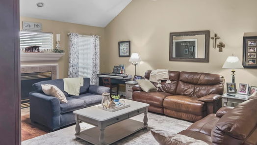 Clute 1-story, 3-bed 107 Concord Avenue-idx