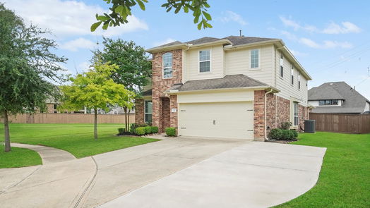 Clute 2-story, 4-bed 125 Meadow Ridge Way-idx