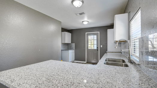 Clute 1-story, 3-bed 136 Dodge Street-idx