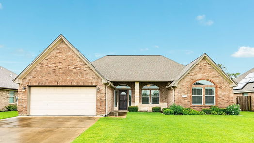 Clute 1-story, 3-bed 102 Jefferson Street-idx