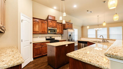 Clute 1-story, 3-bed 102 Jefferson Street-idx
