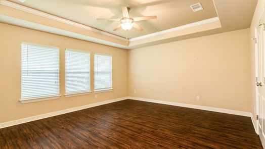 Clute 1-story, 3-bed 102 Jefferson Street-idx