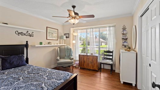 Clute 2-story, 4-bed 105 Concord Avenue-idx
