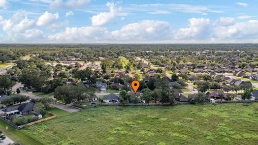 Clute 2-story, 4-bed 105 Concord Avenue-idx