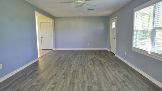 Clute null-story, 3-bed 1116 Lake Street-idx