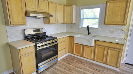 Clute null-story, 3-bed 1116 Lake Street-idx