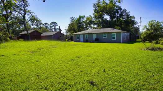 Clute null-story, 3-bed 1116 Lake Street-idx