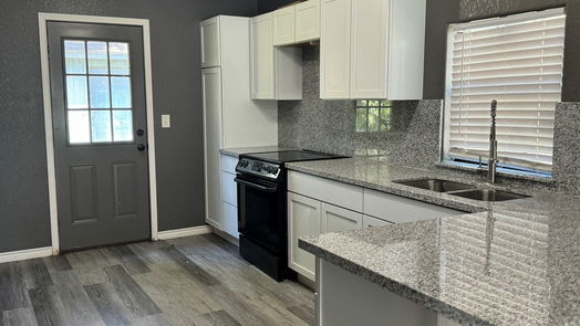 Clute 1-story, 3-bed 136 Dodge Street-idx