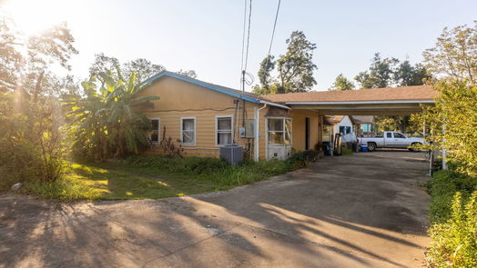 Clute null-story, 3-bed 722 Saint Anne Street-idx