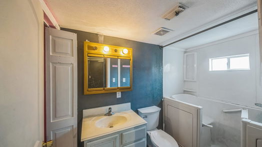 Clute null-story, 3-bed 722 Saint Anne Street-idx