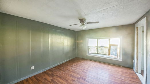 Clute null-story, 3-bed 722 Saint Anne Street-idx