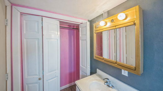 Clute null-story, 3-bed 722 Saint Anne Street-idx