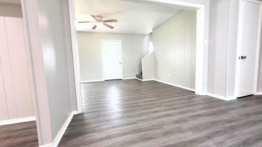 Clute 2-story, 4-bed 413 Cobb Street-idx