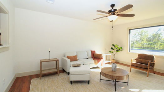 Clute null-story, 3-bed 300 Dorsett Street-idx