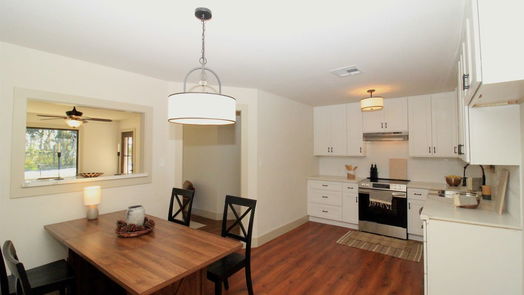 Clute null-story, 3-bed 300 Dorsett Street-idx