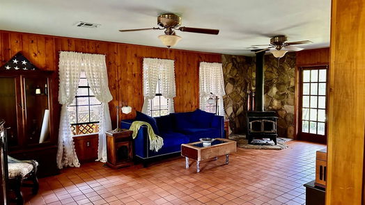 Clute 2-story, 3-bed 1612 E Kyle Road-idx