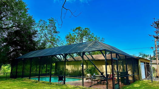 Clute 2-story, 3-bed 1612 E Kyle Road-idx