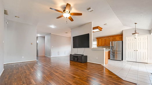 Crosby 1-story, 3-bed 2943 Lake Breeze Lane-idx