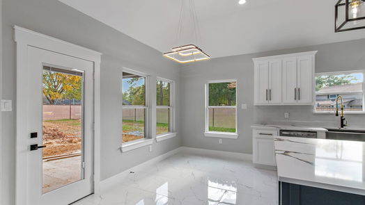 Crosby 1-story, 4-bed 20946 Sand Springs Trail-idx